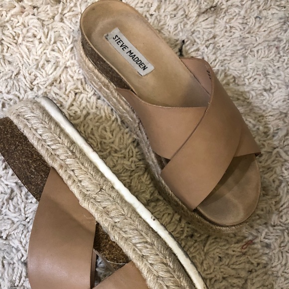 Steve Madden - Picture 1 of 6